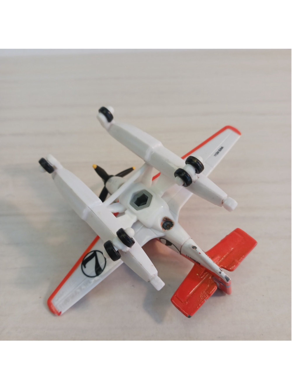 Disney Pixar Planes - Pontoon Dusty #7 - Mattel Die-cast 2014 - Picture 4 of 5